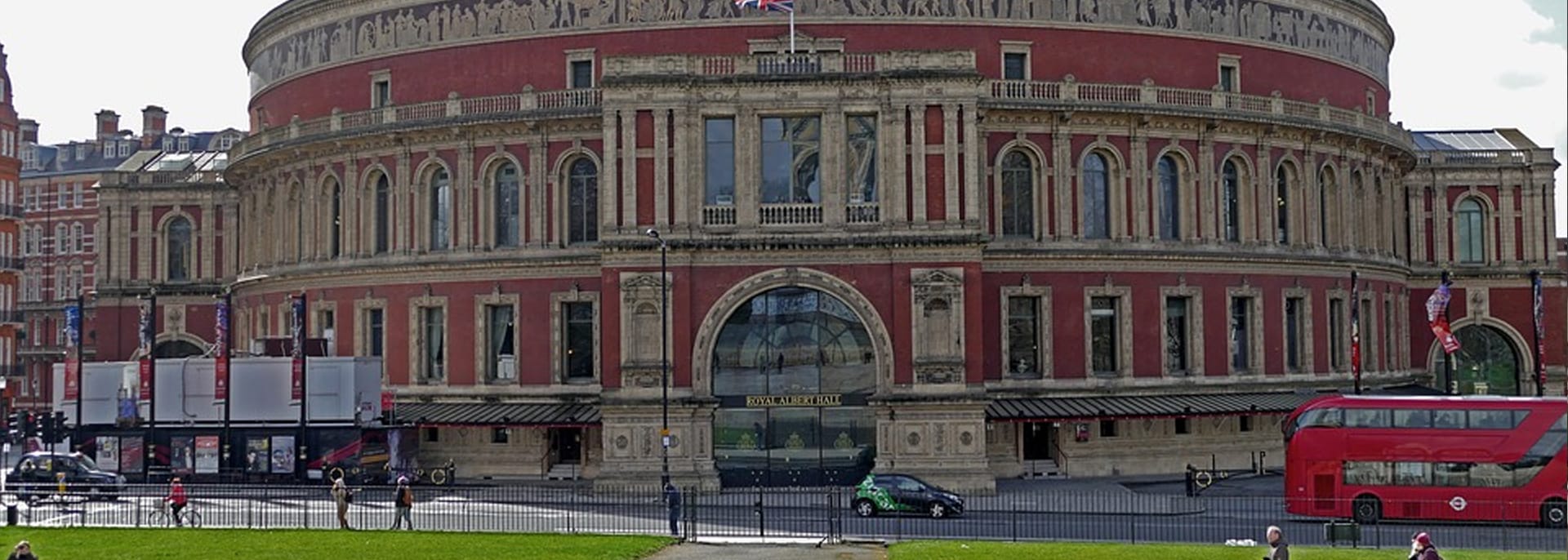 Trip to London for College English, Drama & Performing Arts Students